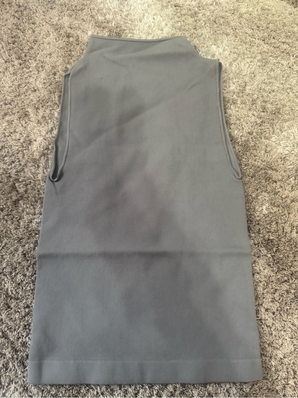 Naked wardrobe SCULPT SEAMLESS SLEEVELESS RIBBED TOP